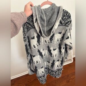 Anthropologie Gray and Cream Sweater
